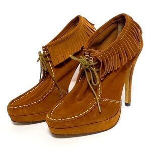 Pre-loved Charles David suede fringe stiletto heel booties. Size 8.5